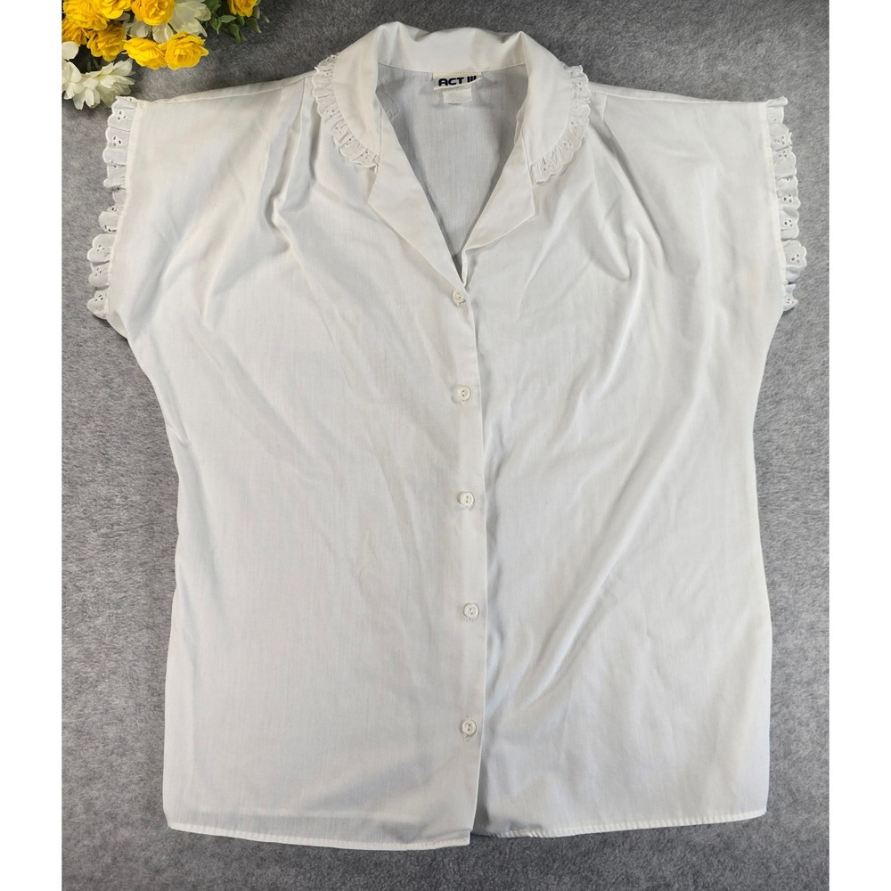 Vintage 90s ACT III White Eyelet Lace Ruffle Trim Button Up Blouse Top Womens M